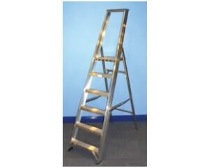 Step Ladder - 10 Tread, Platform 8ft